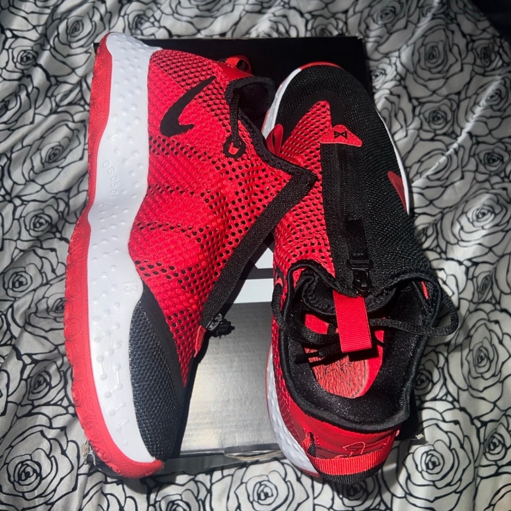 New Nike PG